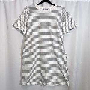 Cotton Emporium T-Shirt Dress Pin Stripe Horizontal Size Medium